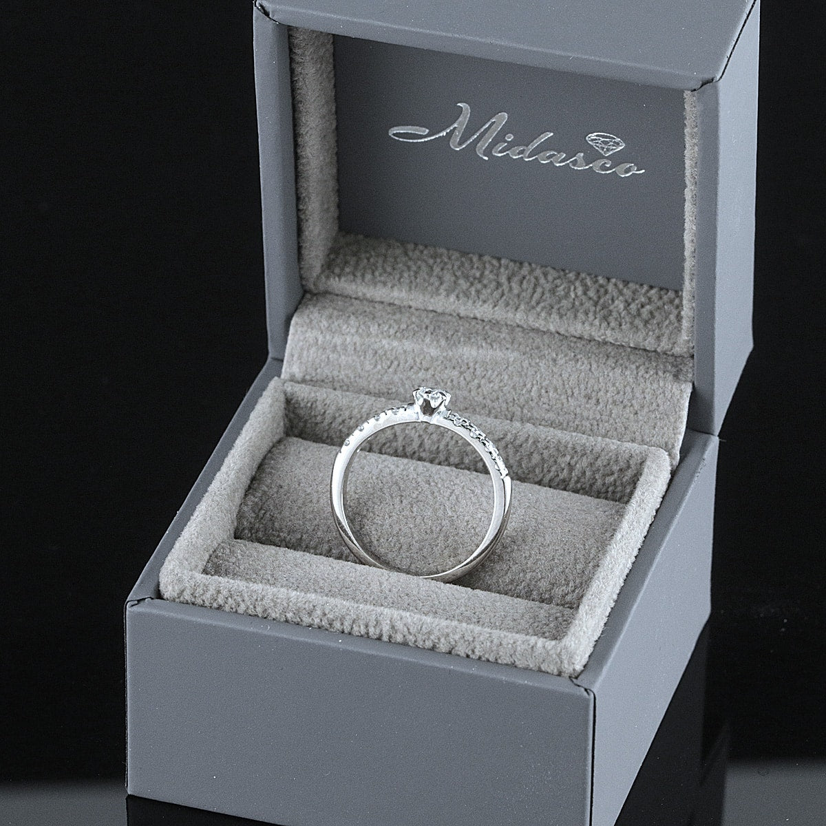 Kohinoor "Natalie" timanttisormus 0,21ct (SKU 1132)