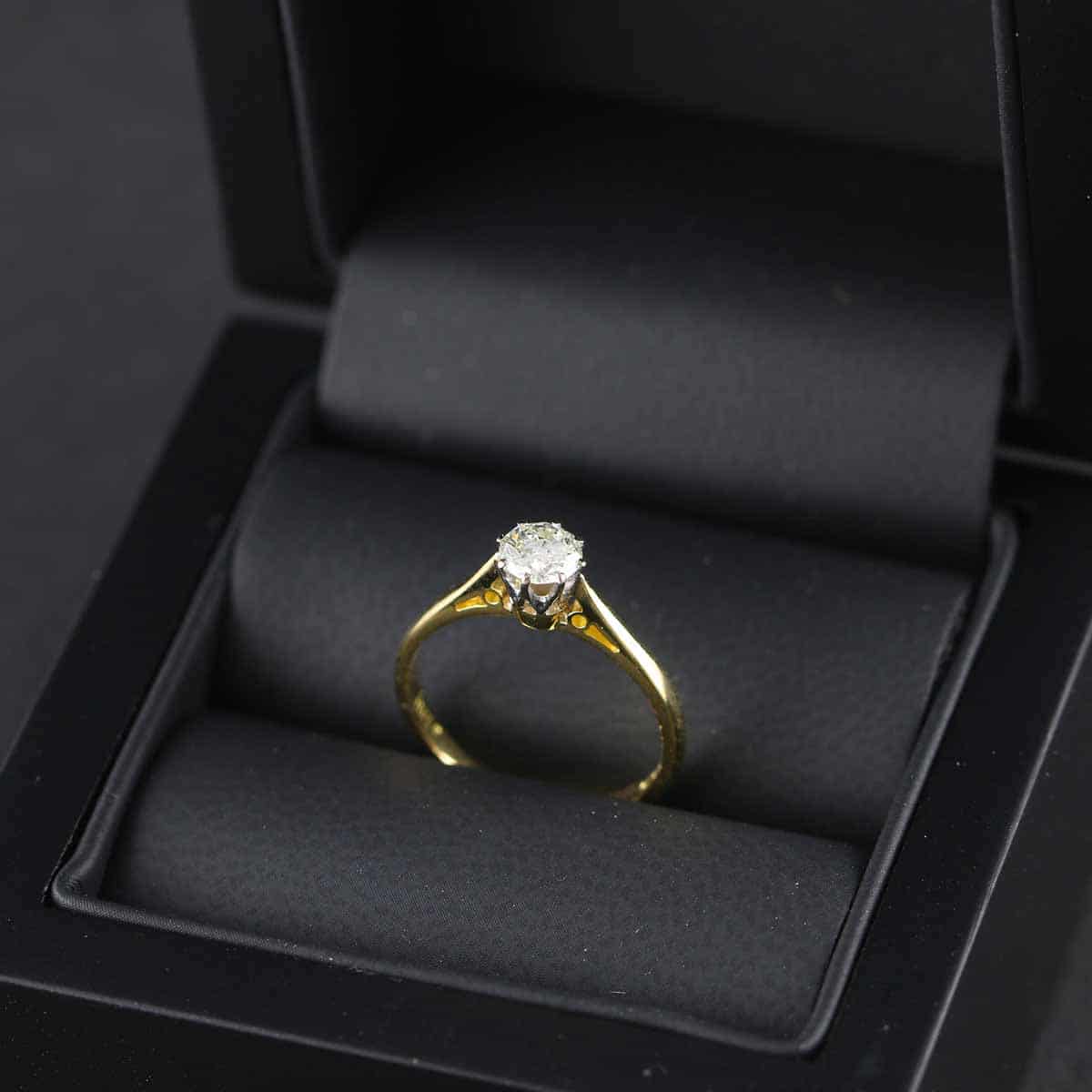 Timanttisormus 0,43 ct (SKU 740)