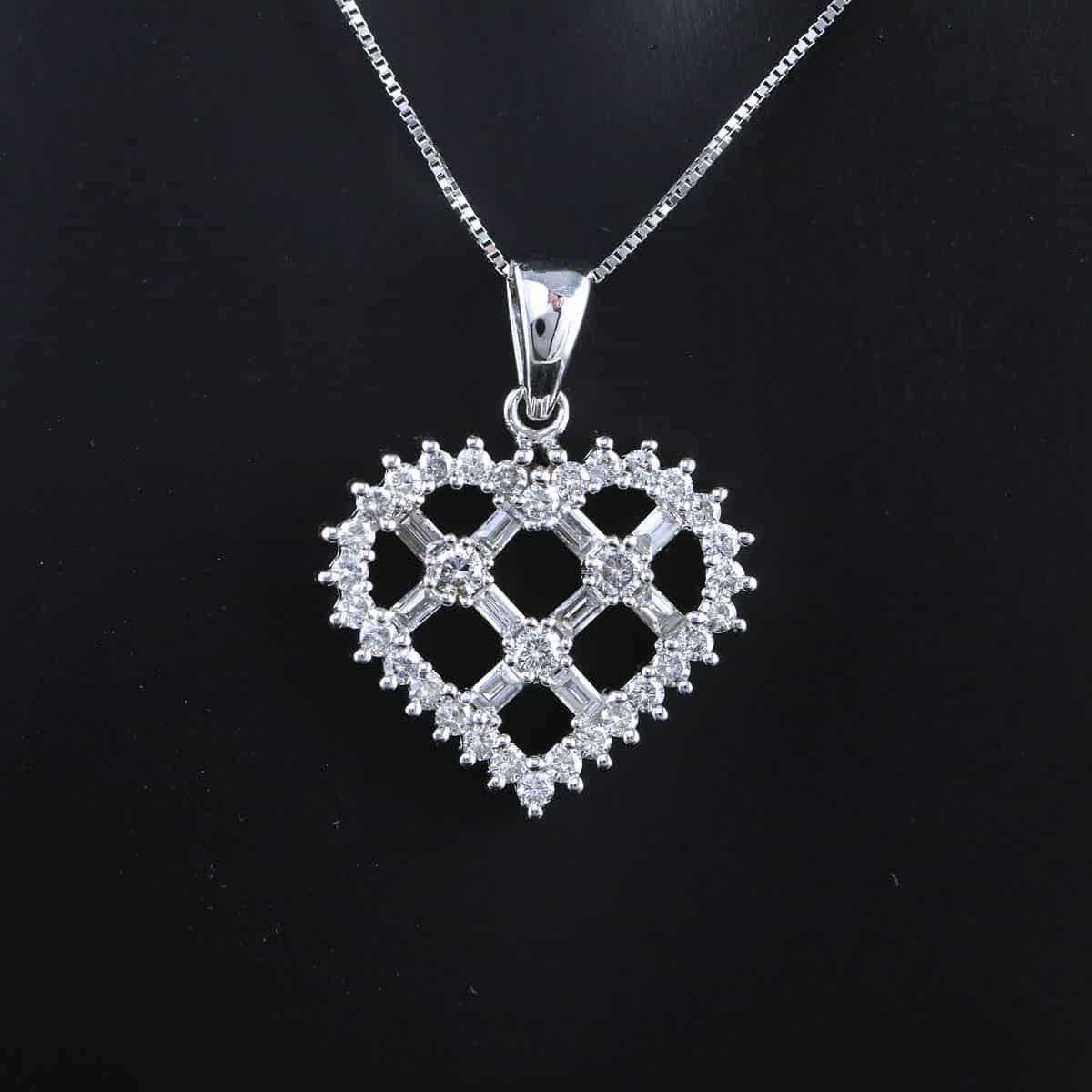 Timanttikaulakorut & Riipukset