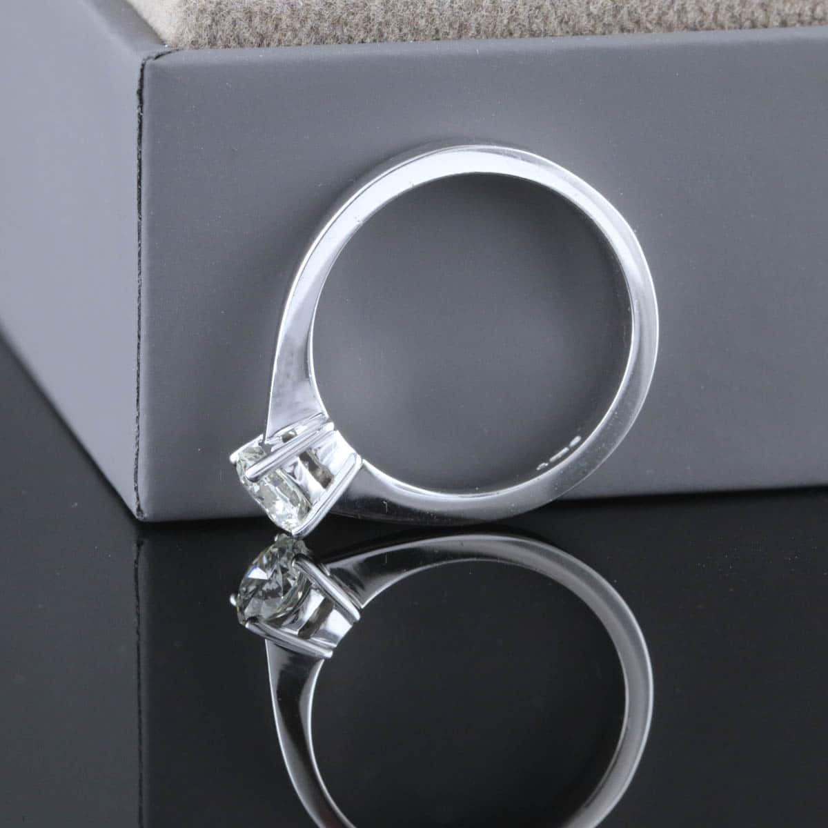 Timanttisormus 0,54 ct (SKU 1002)