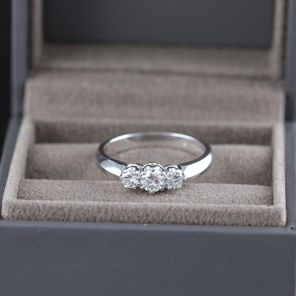 Timanttisormus 0,37 ct (SKU 1008)