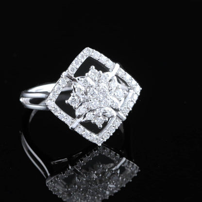 Timanttisormus 0,56 ct (SKU 1009)