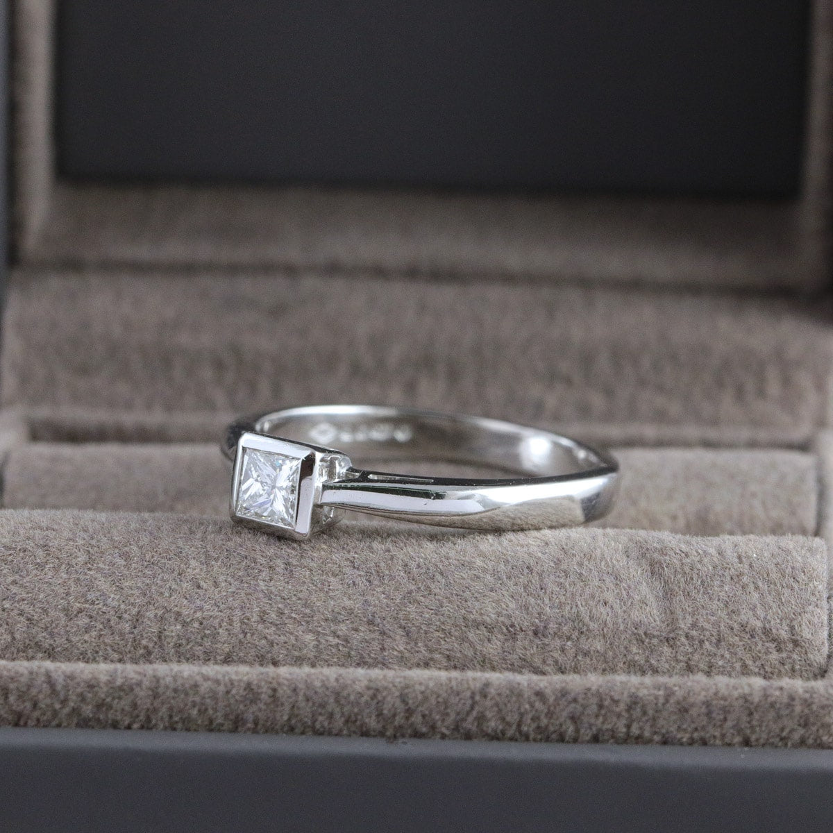 Timanttisormus 0,28 ct (SKU 1003)
