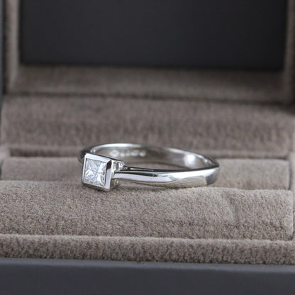 Timanttisormus 0,28 ct (SKU 1003)