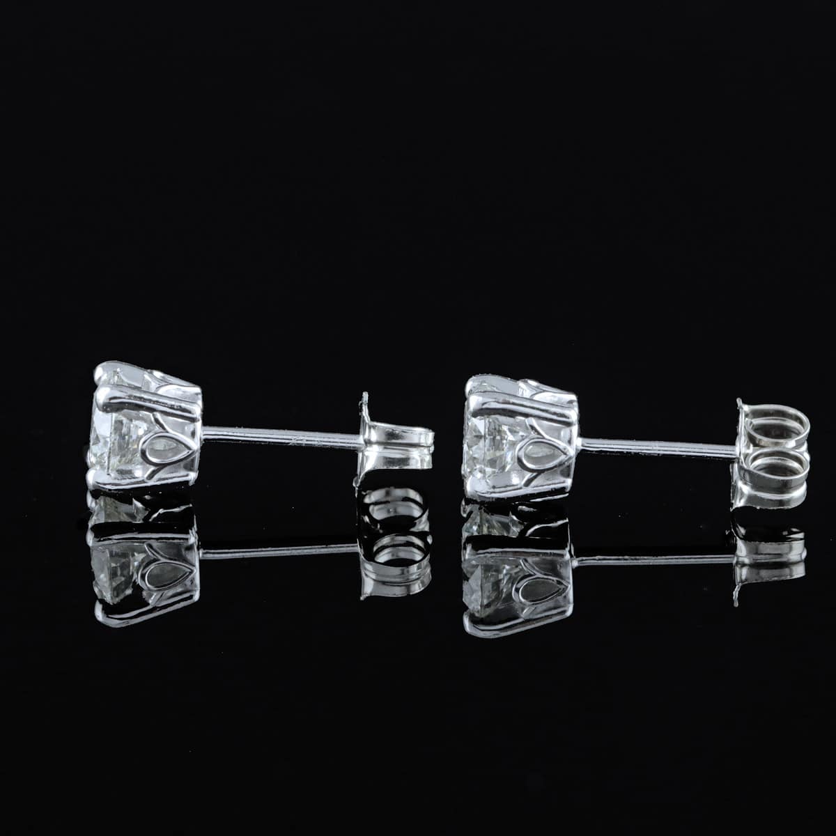 Uudet timanttikorvakorut 0,80ct (SKU 1027)