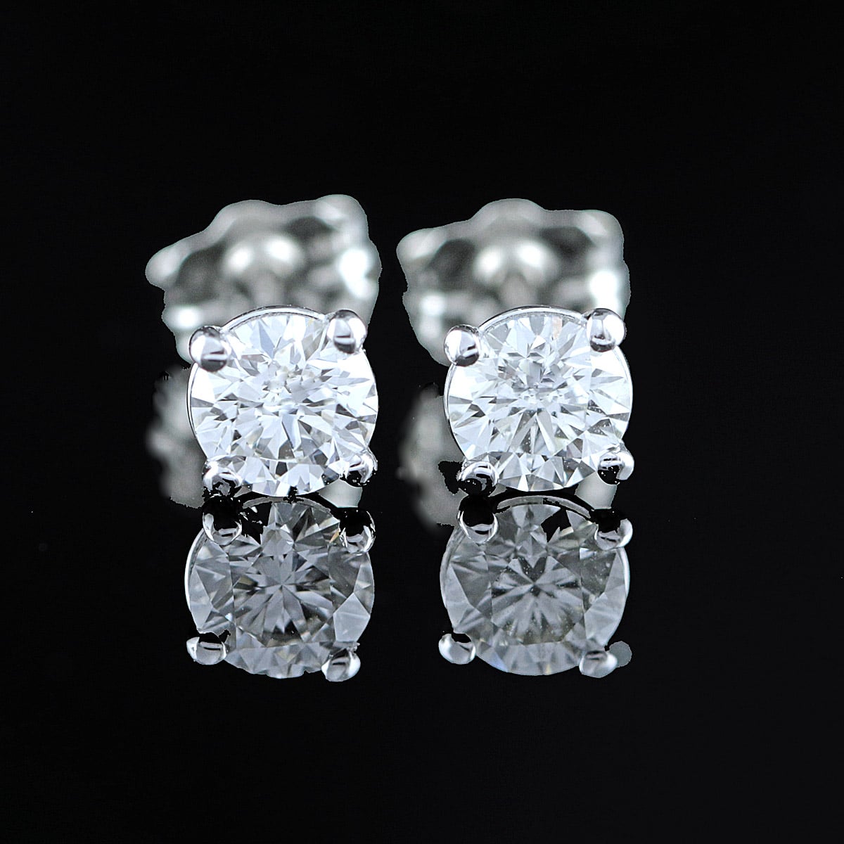 Uudet timanttikorvakorut 0,60ct (SKU 1028)