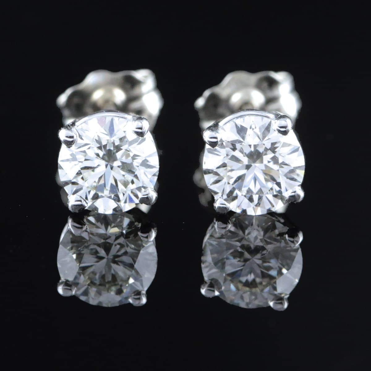 Uudet timanttikorvakorut 1,00ct (SKU 1029)