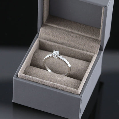 Timanttisormus 0,60 ct (SKU 1031)