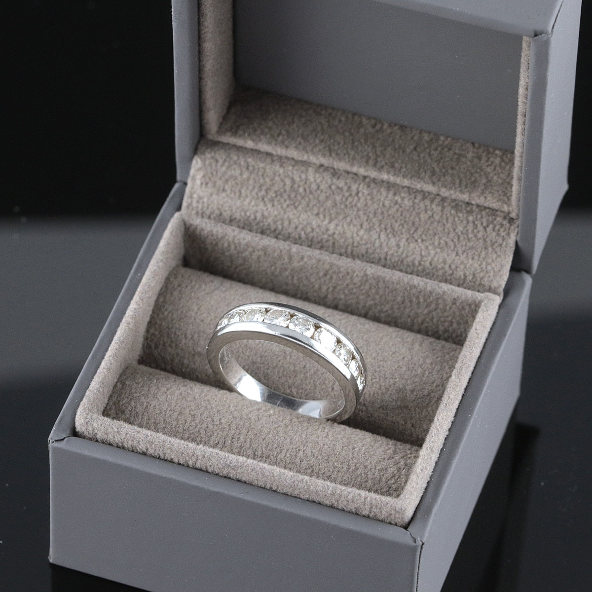 Timanttisormus 1,00 ct (SKU 980)