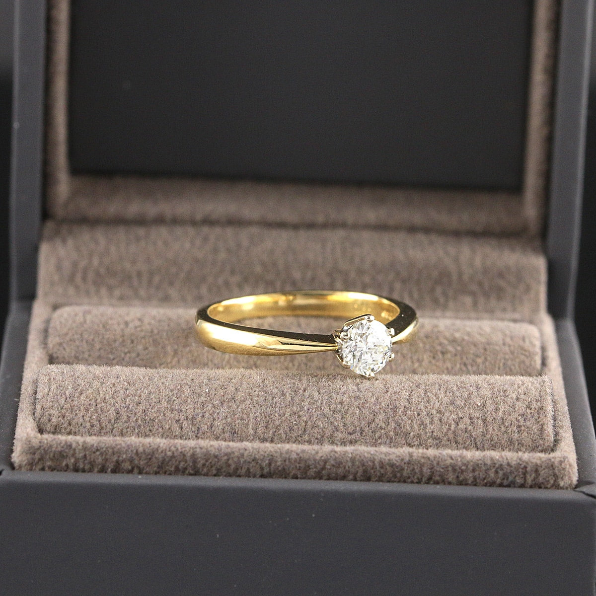 Timanttisormus 0,33 ct (SKU 787)