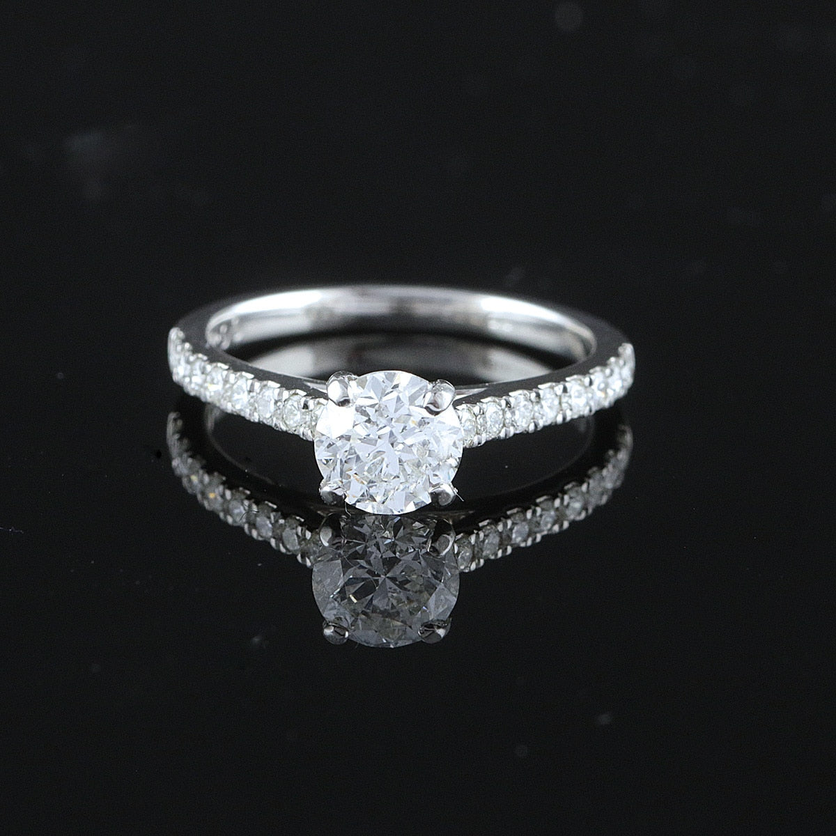 Timanttisormus 1,32 ct (SKU 1039)