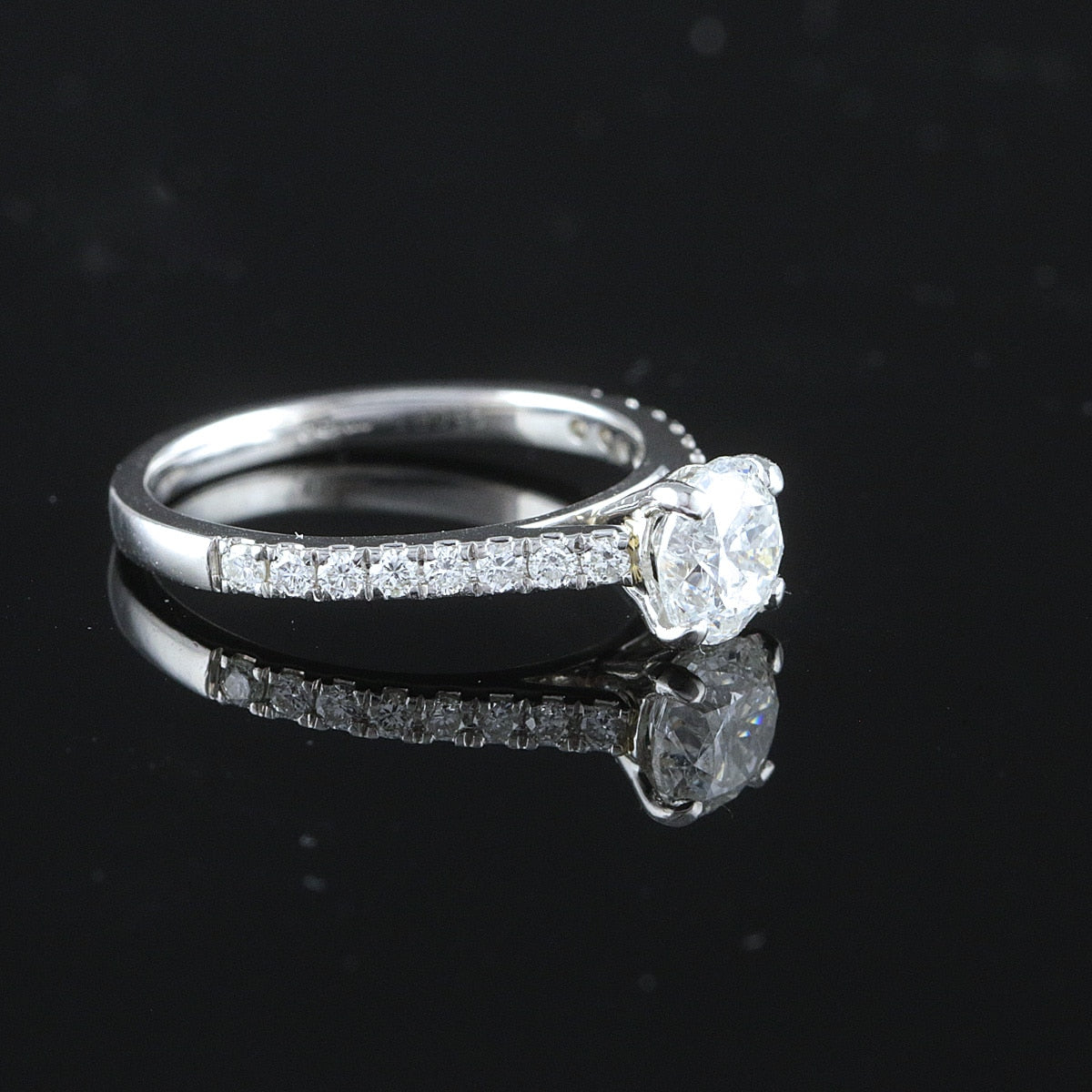 Timanttisormus 1,32 ct (SKU 1039)