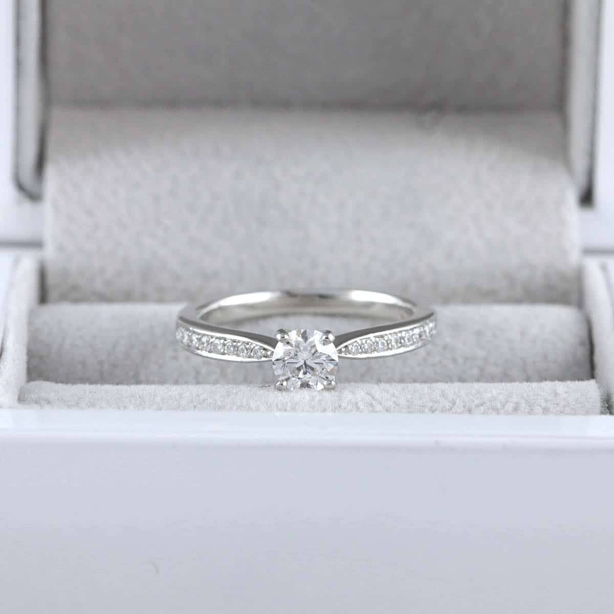 Timanttisormus 0,60 ct  (SKU 608)