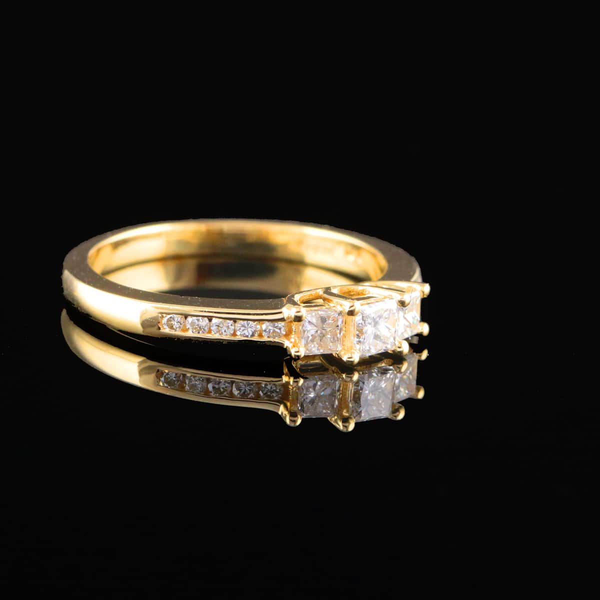 Timanttisormus 0,55 ct (SKU 1059)