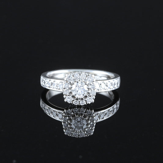 Kultasepät andreasen "Lumivuokko" timanttisormus 0,60ct (SKU 1131)