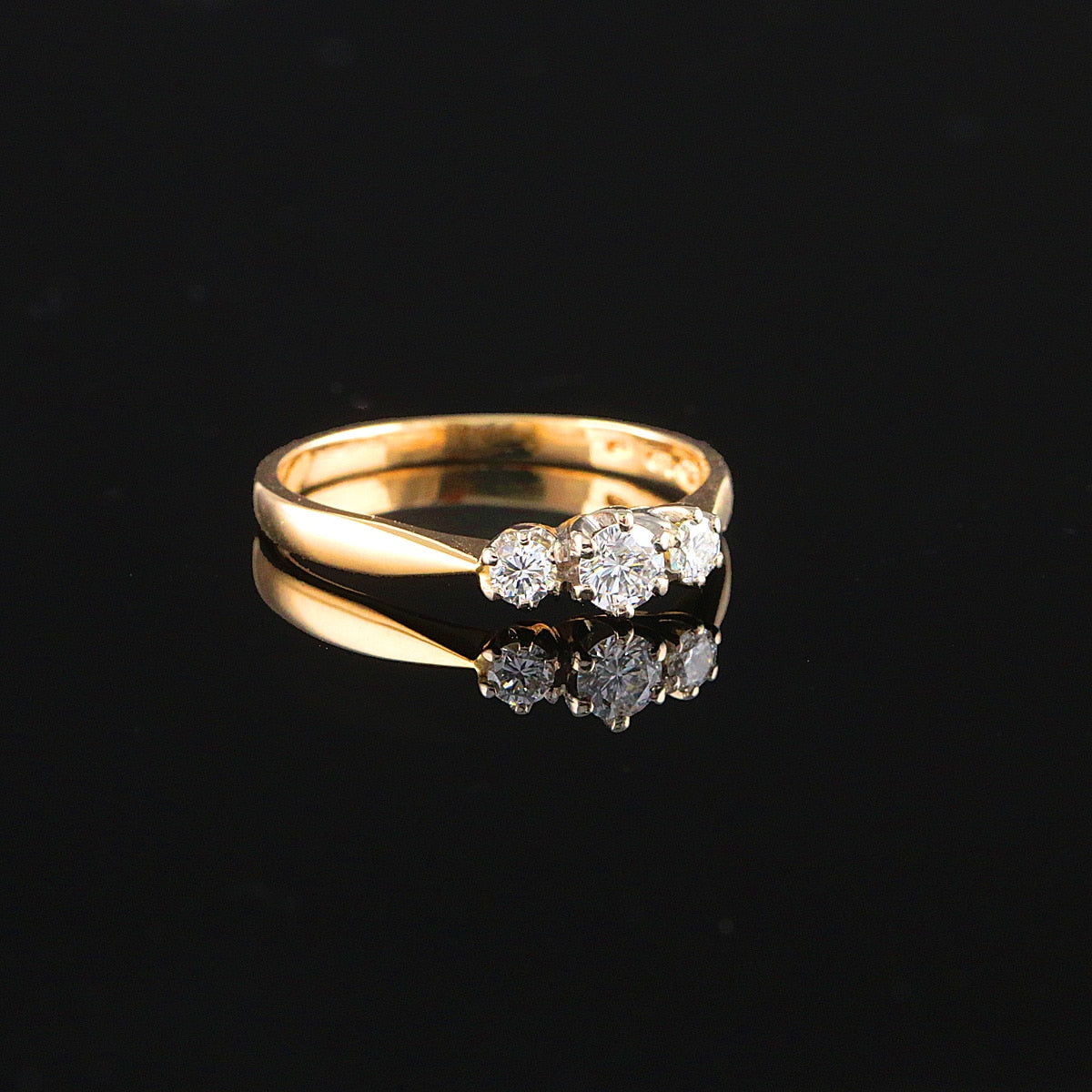 Timanttisormus 0,32 ct (SKU 1133)