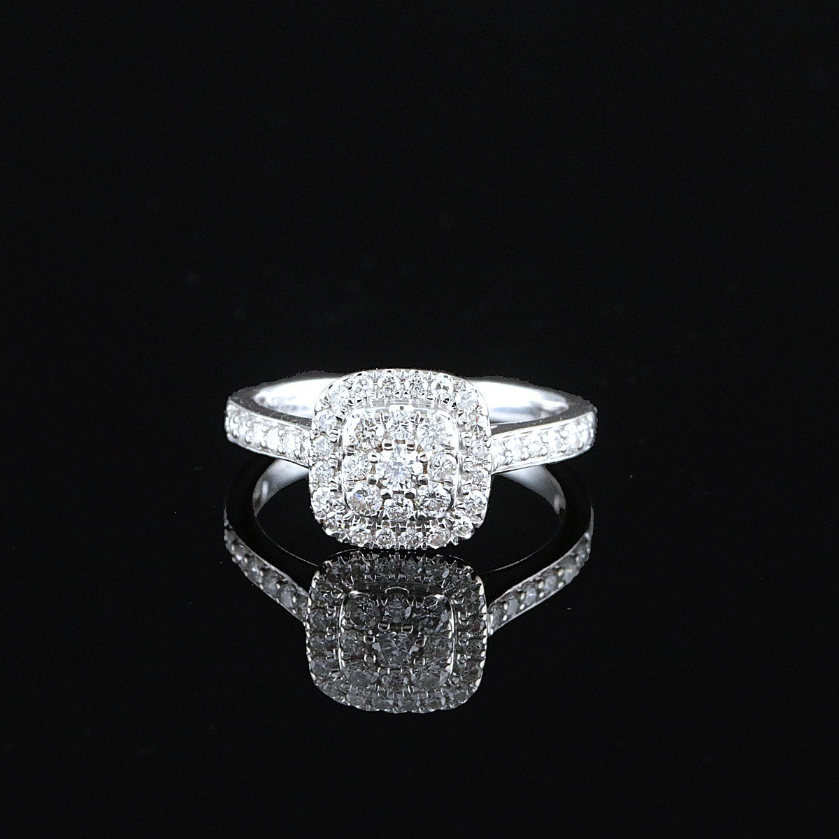 Kultajousi timanttisormus 0,54 ct (SKU 1138)