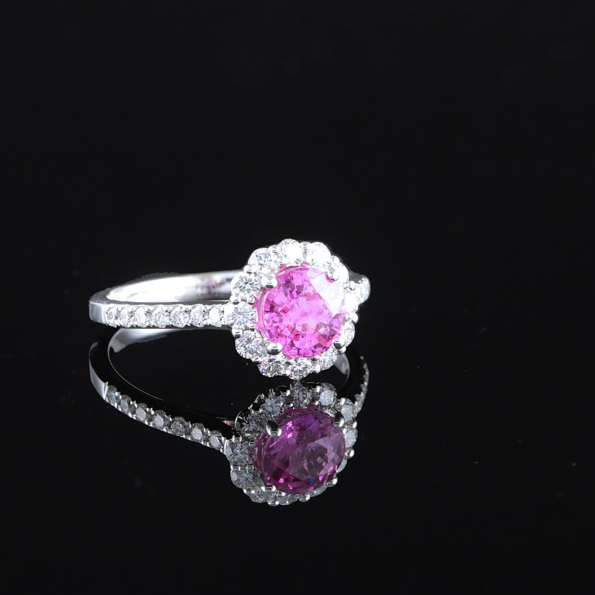 Timantti/safiirisormus n.1,268 ct (SKU 1140)