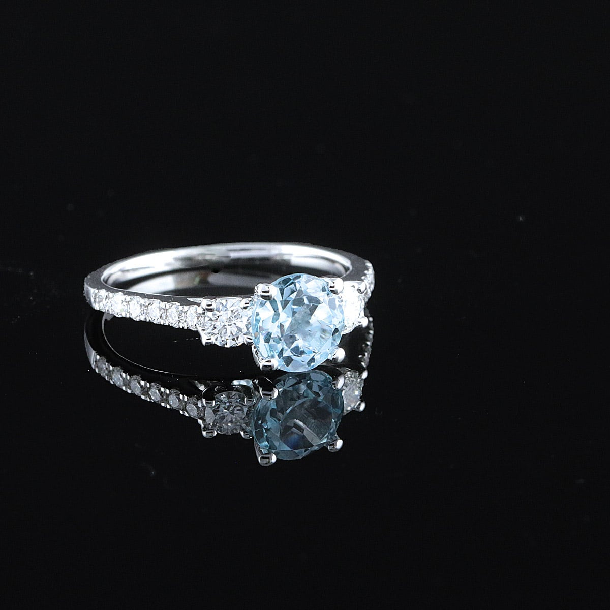 Timantti/topaasisormus 1,91 ct (SKU 1141)