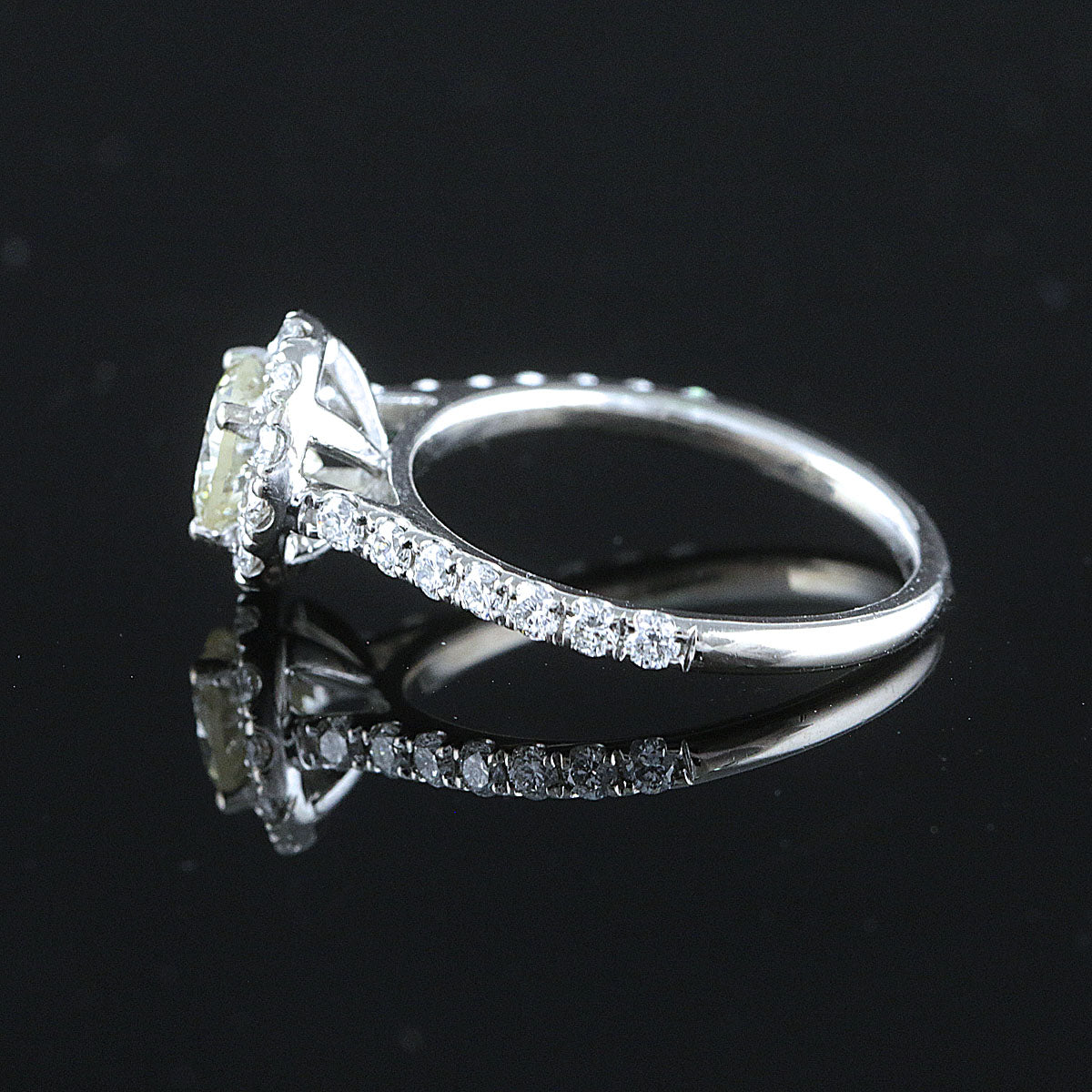 Sormus (Tulossa) (SKU 1143)