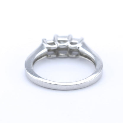 Timanttisormus 0,65 ct (SKU 453)