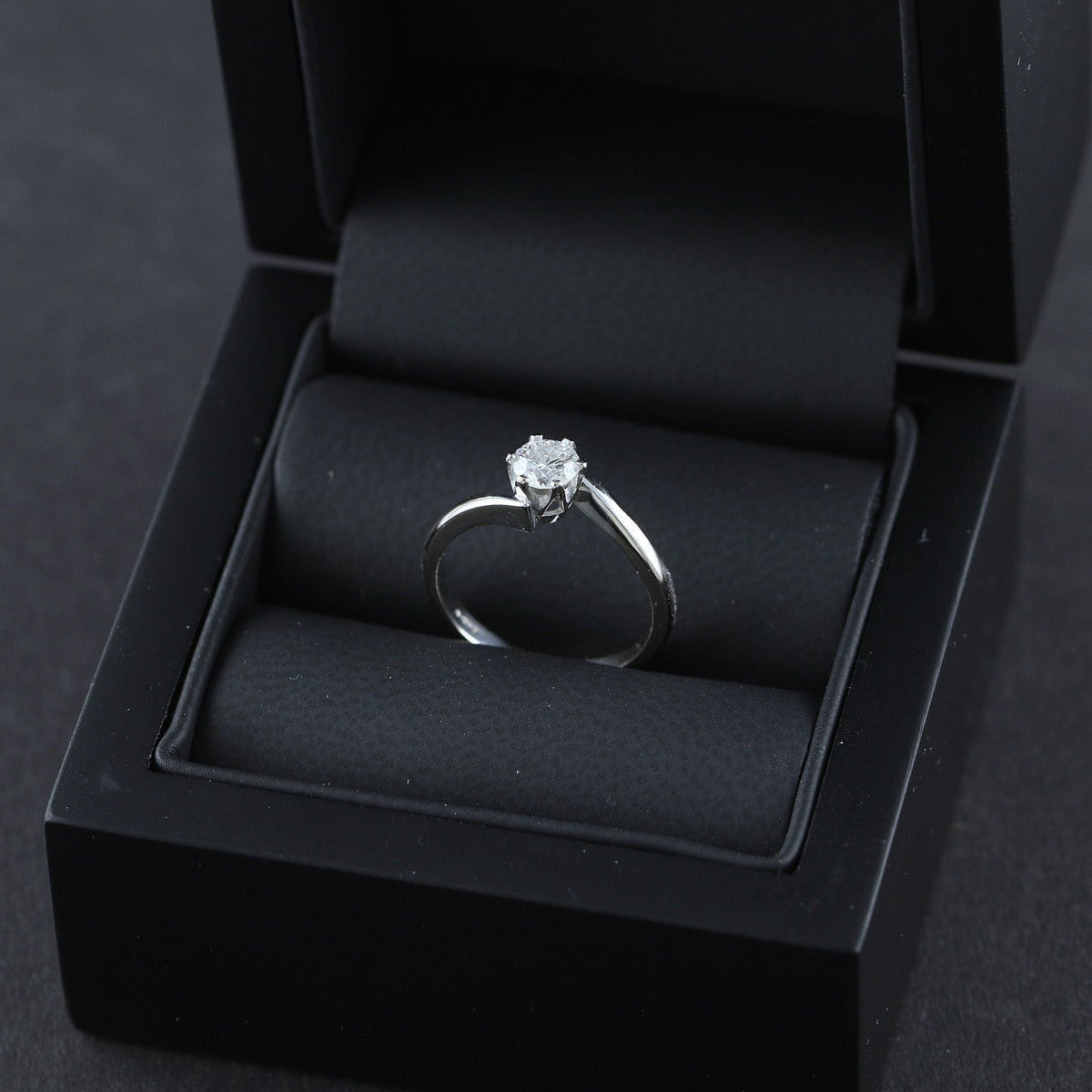 Timanttisormus 0,45ct (SKU 707)