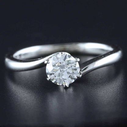 Timanttisormus 0,759 ct (SKU 735)