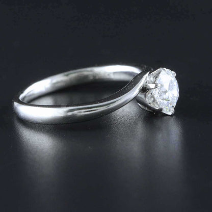 Timanttisormus 0,759 ct (SKU 735)