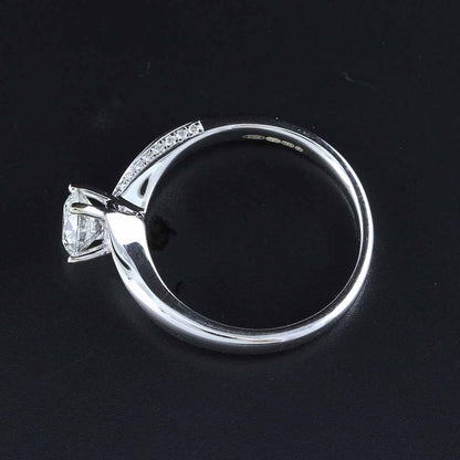 Timanttisormus 0,77 ct (SKU 750)