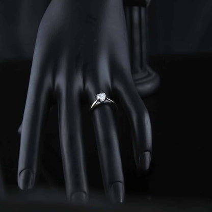 Timanttisormus 0,42 ct (SKU 773)