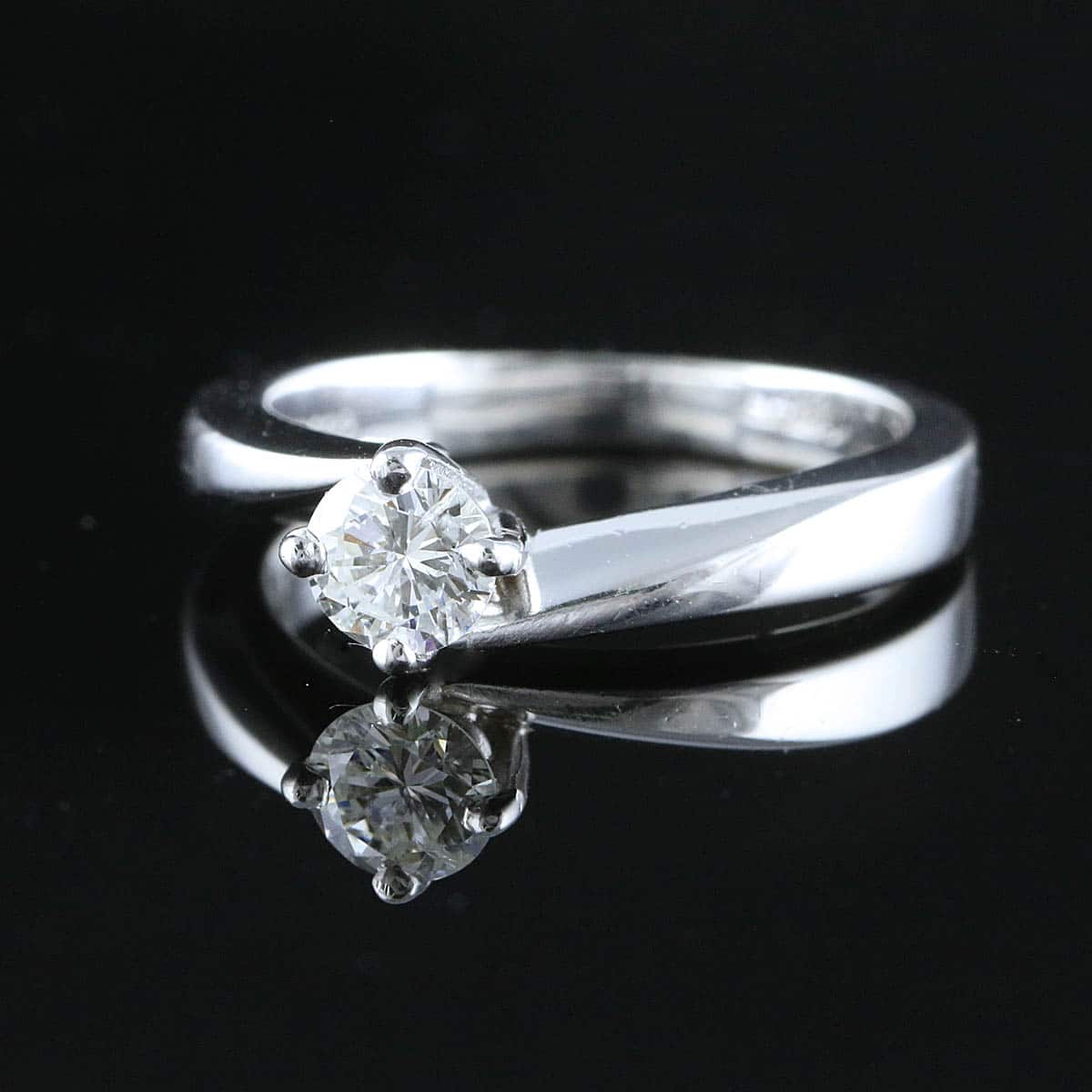 Timanttisormus 0,37 ct (SKU 790)
