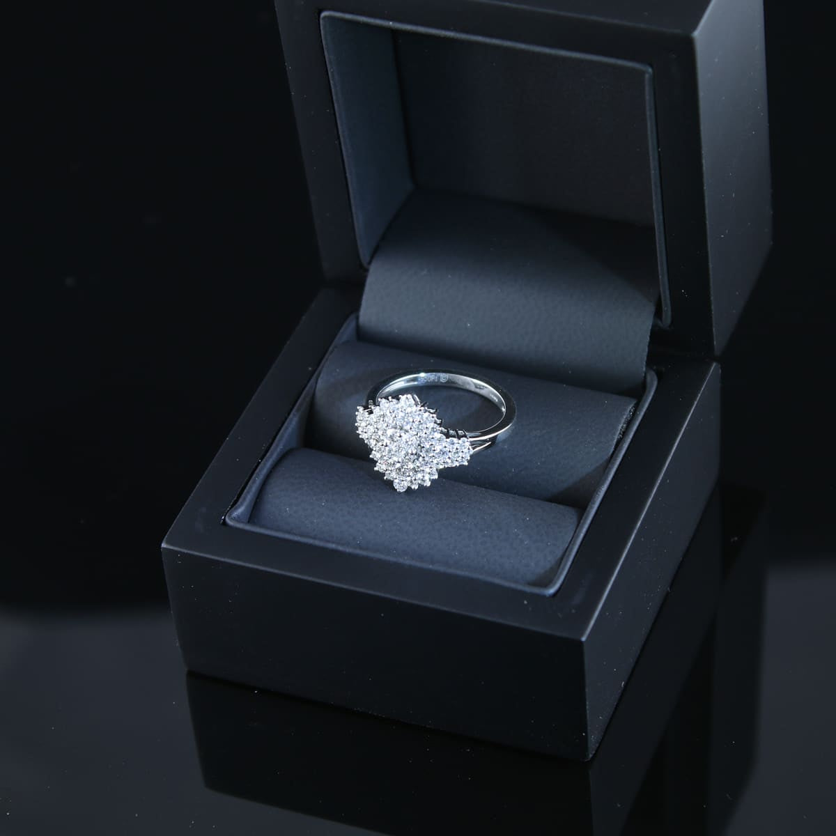 Timanttisormus 1,00ct (SKU 802)