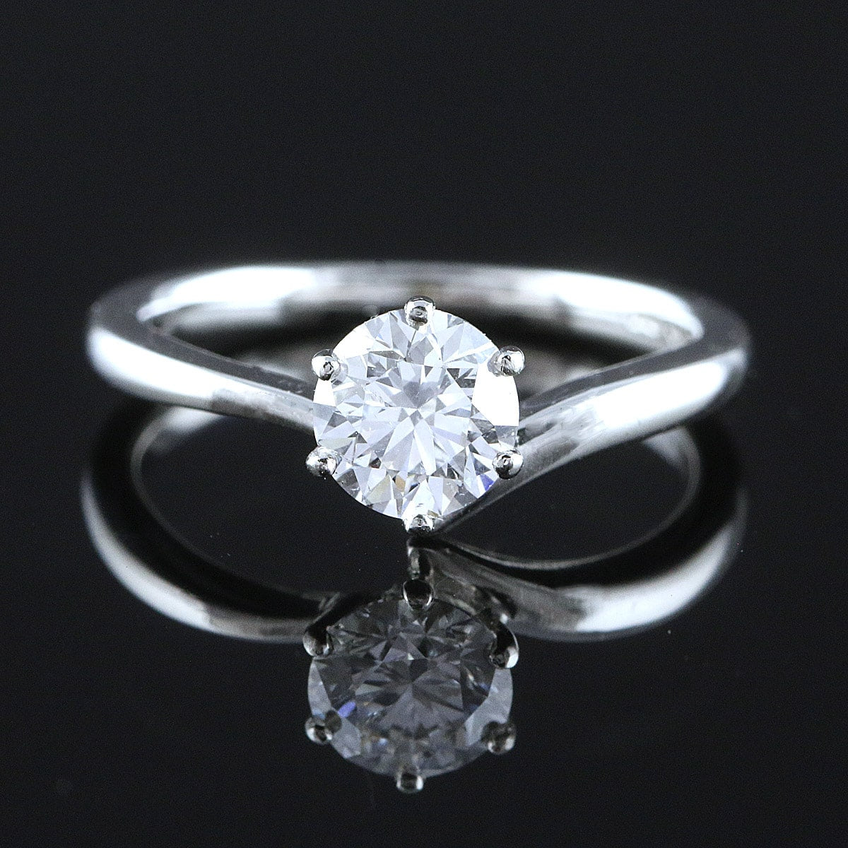 Timanttisormus 0,62 ct (SKU 819)