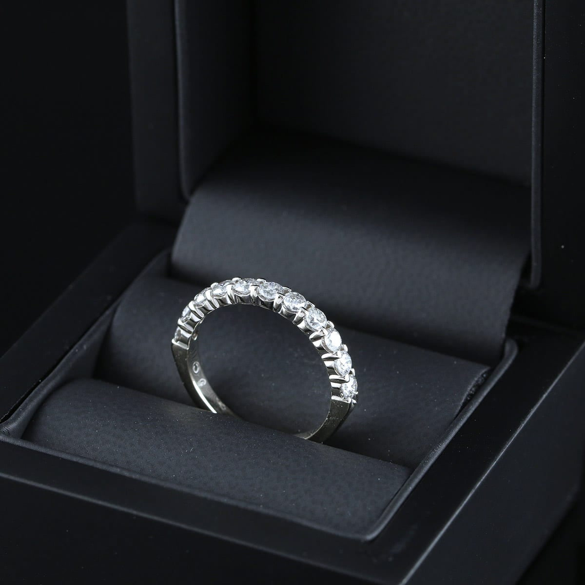 Timanttisormus 1,05 ct (SKU 832)