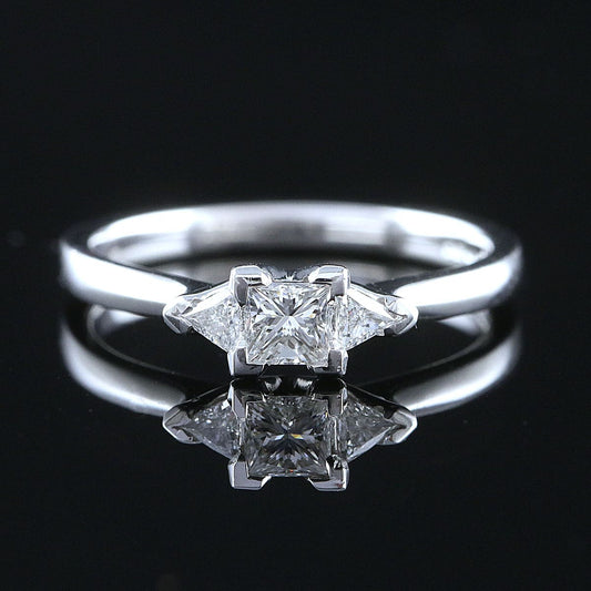Timanttisormus 0,44ct (SKU 857)