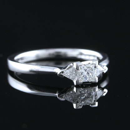 Timanttisormus 0,44ct (SKU 857)