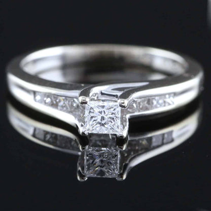 Timanttisormus 0,52 ct (SKU 899)