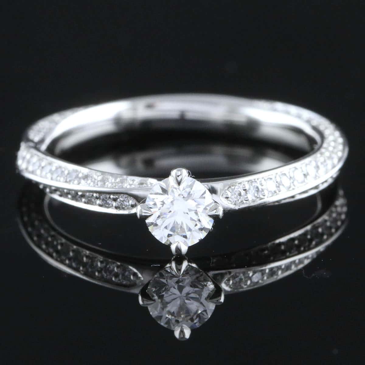 Timanttisormus 0,82 ct (SKU 921)