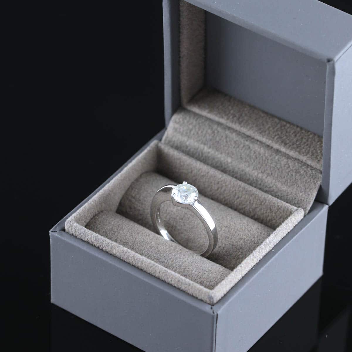 Timanttisormus 1,01 ct (SKU 936)