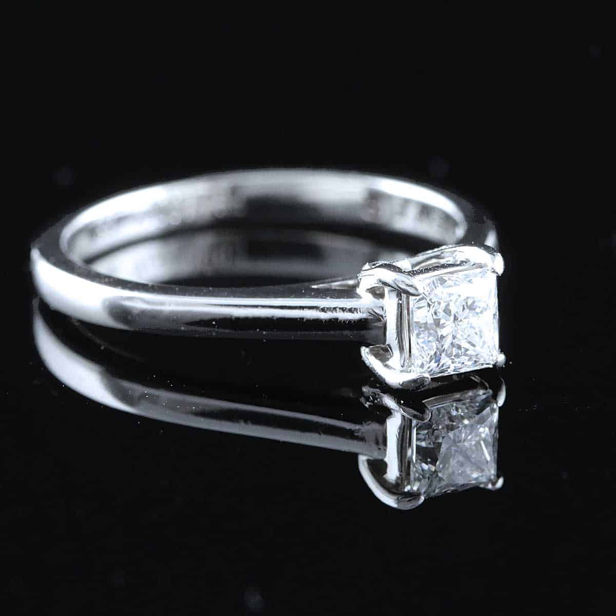 Timanttisormus 0,56 ct (SKU 967)
