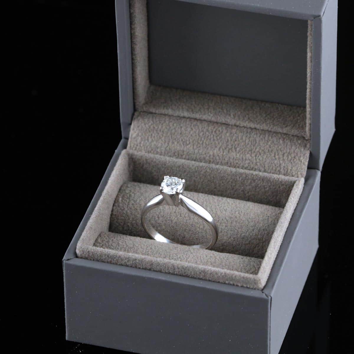 Timanttisormus 0,48 ct (SKU 970)