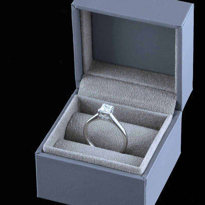 Timanttisormus 0,56 ct (SKU 967)