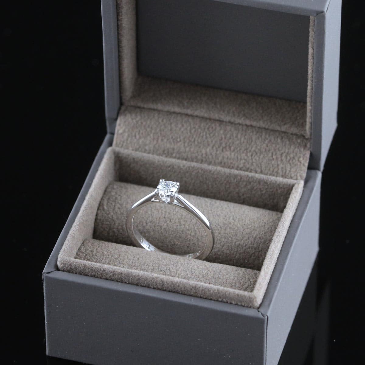 Timanttisormus 0,33 ct (SKU 976)