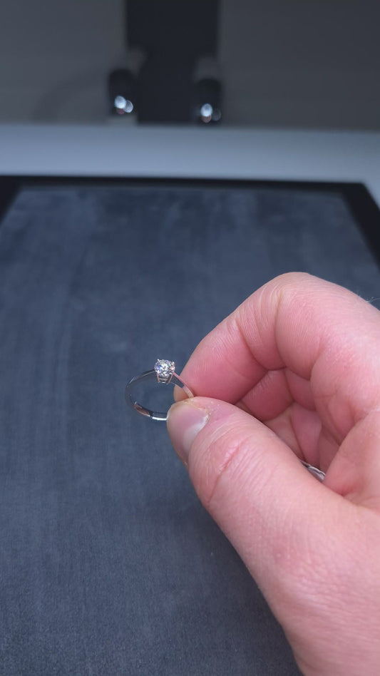 Timanttisormus 0,54 ct (SKU 1002)