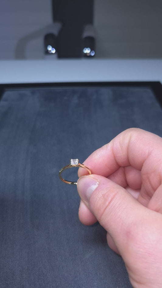 Timanttisormus 0,37 ct (SKU 736)