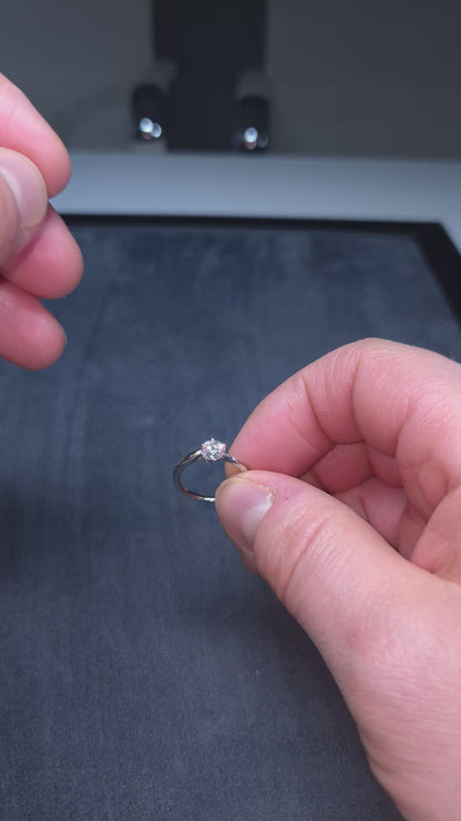 Timanttisormus 0,62 ct (SKU 819)