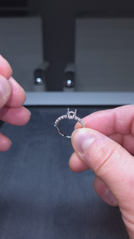 Semi-mount runkotimanteilla 0,62ct (SKU 1105)