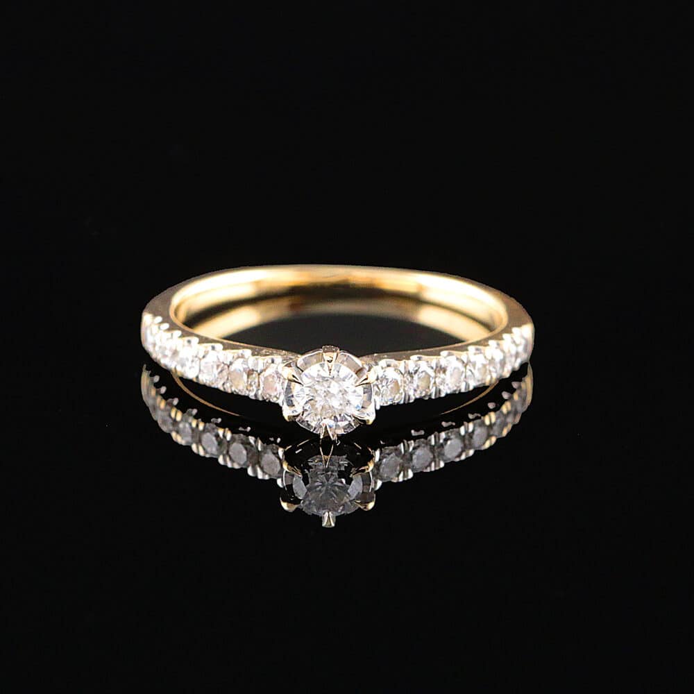 Kultajousi timanttisormus 0,32 ct (SKU 1091)