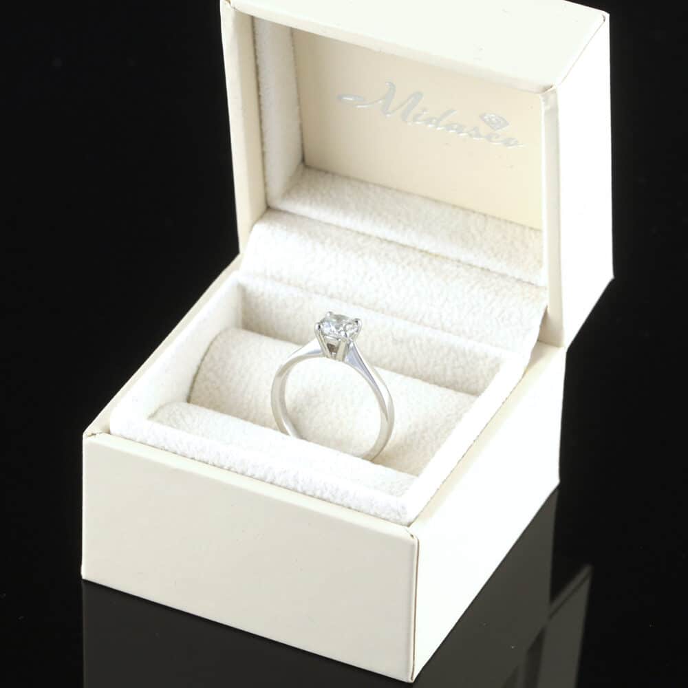 Timanttisormus 0,65 ct (SKU 1101) - Image 2