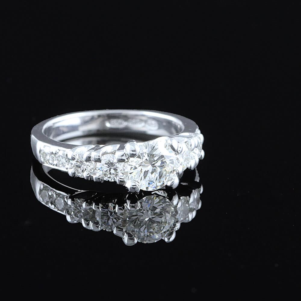Kultasepät andreasen timanttisormus Tulppaani 1,45ct (SKU 1112)